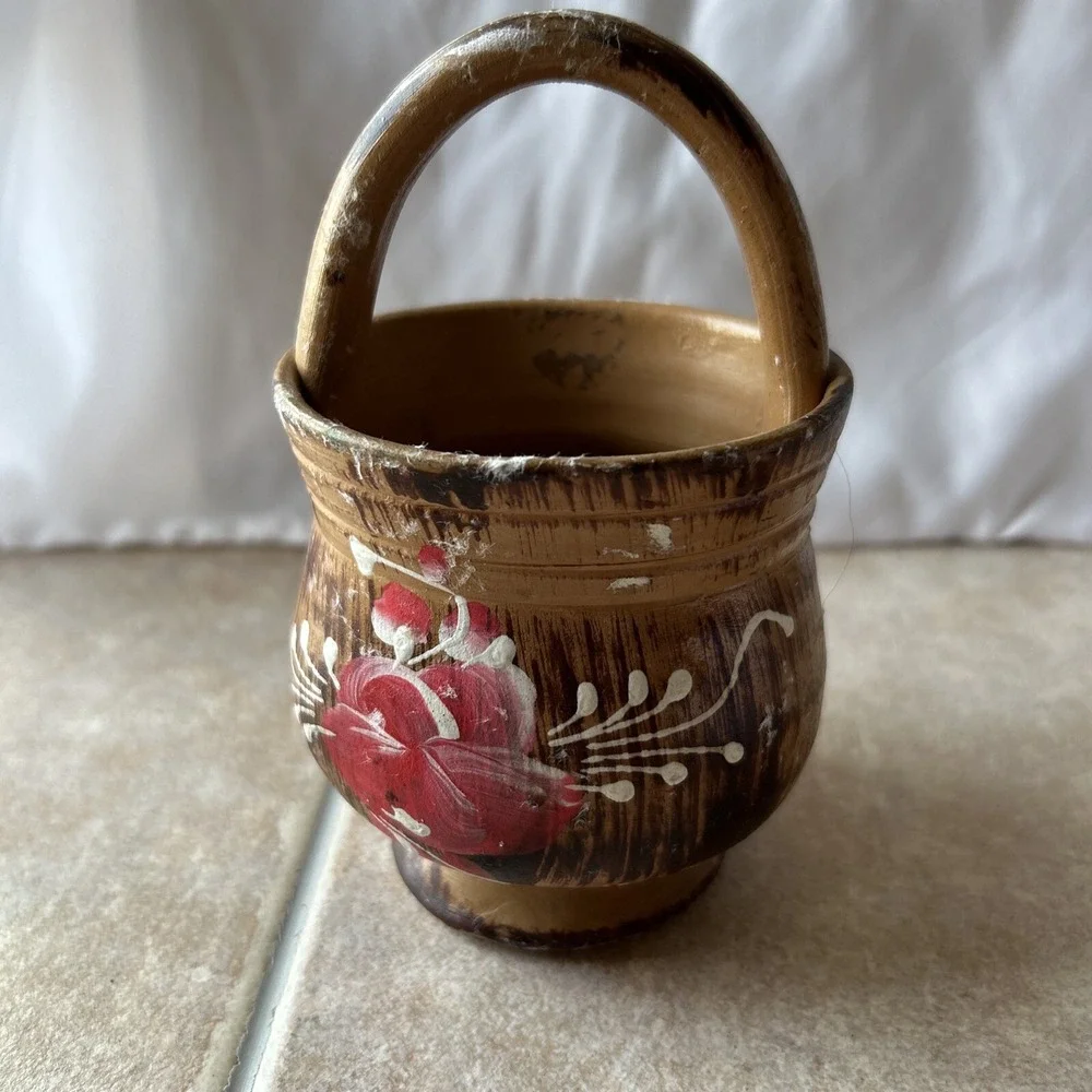 vintage italian pottery terra‎ cotta Hand Painted Basket With Handle